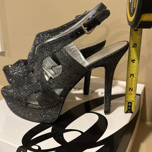 Women’s 9.5 Nine West, Black&Silver Sparkly Platform Sandal. Gently worn - Picture 7 of 7